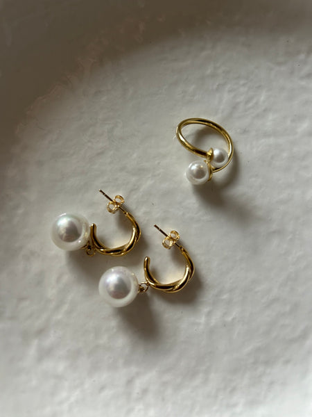 Orecchini mezzo cerchio Big Perla
