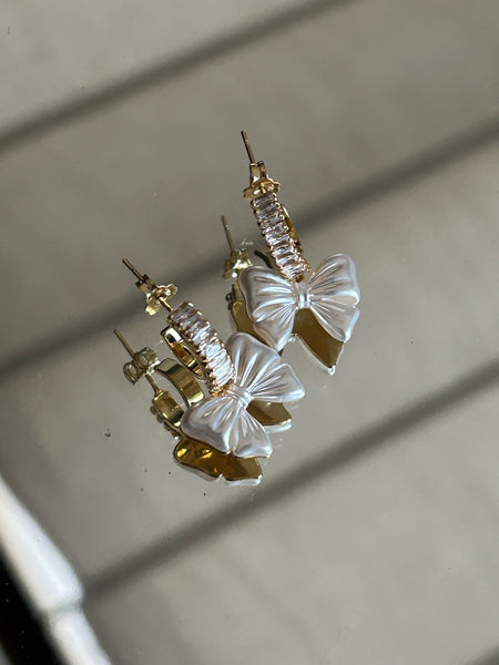 Orecchini fiocco perlato