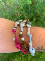 Bracciale cordino con pepita in argento925